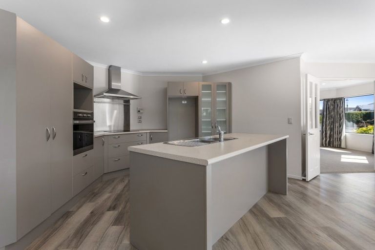 Photo of property in 12 Riverview Road, Rangiora, 7400