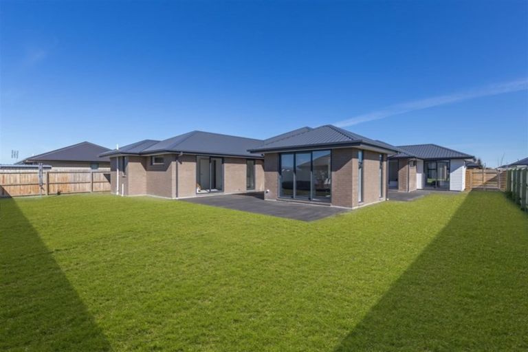 Photo of property in 19 Bradbury Avenue, Rolleston, 7614