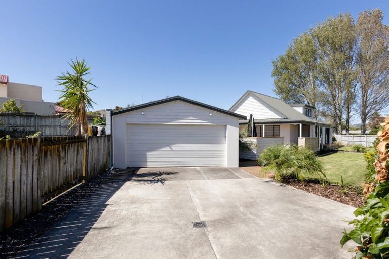 Photo of property in 27 Barbara Grove, Papamoa Beach, Papamoa, 3118