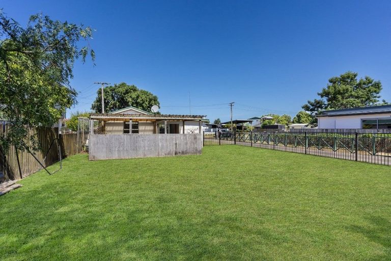 Photo of property in 211a The Square, Whangamata, 3620