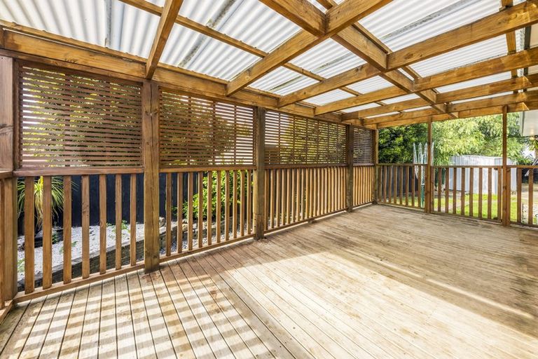 Photo of property in 37 Rosemead Place, Randwick Park, Auckland, 2105