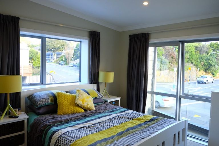 Photo of property in 3/19 Collins Avenue, Tawa, Wellington, 5028