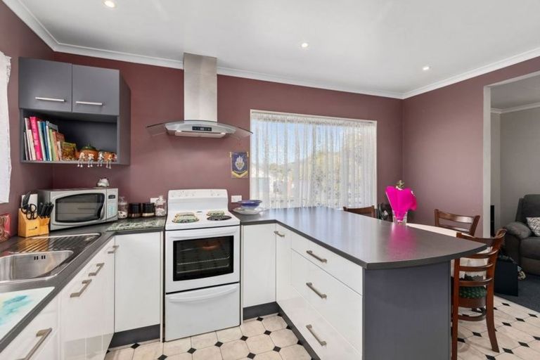 Photo of property in 1/27 Wright Street, Wainuiomata, Lower Hutt, 5014