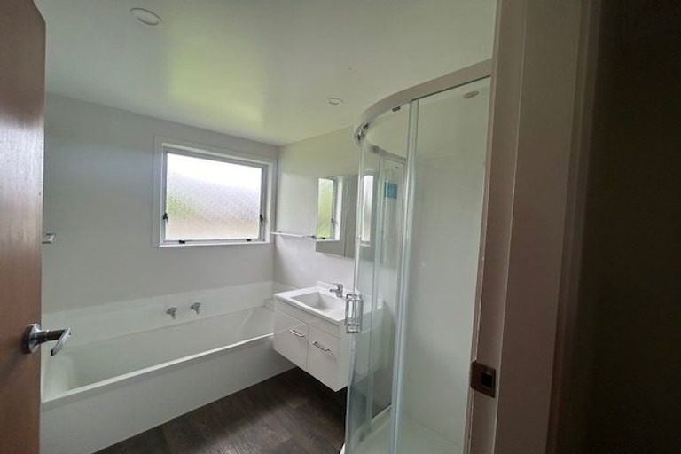 Photo of property in 14 Conway Place, Terrace End, Palmerston North, 4410