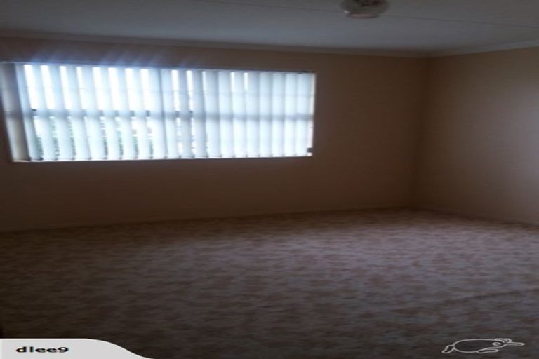 Photo of property in 24 Paradise Place, Milson, Palmerston North, 4414