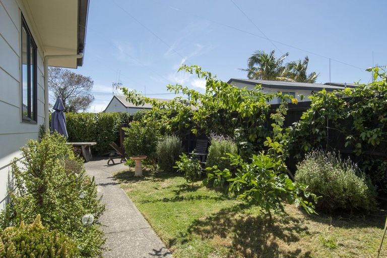 Photo of property in 4 Greenpark Way, Greerton, Tauranga, 3112