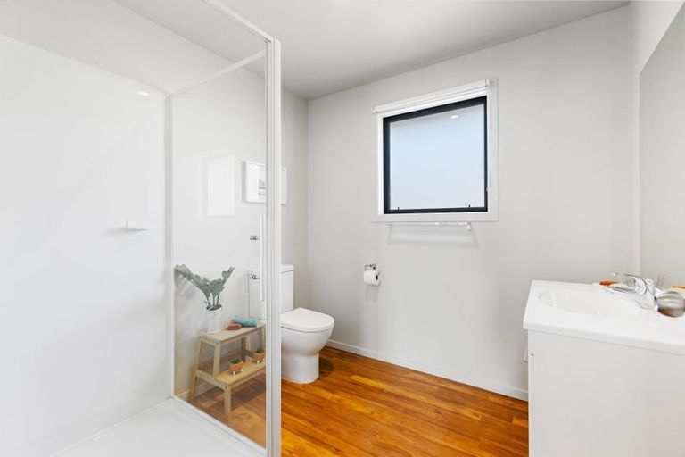 Photo of property in 21 Frye Crescent, Albert Town, Wanaka, 9305