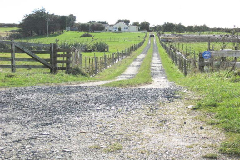 Photo of property in 81 Colyers Island Road, Greenhills, Invercargill, 9877