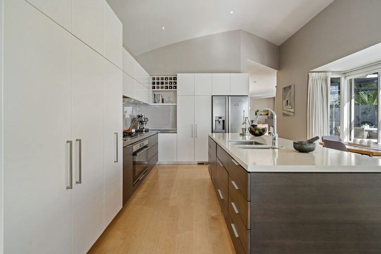 Photo of property in 2/2 Clifton Road, Hauraki, Auckland, 0622