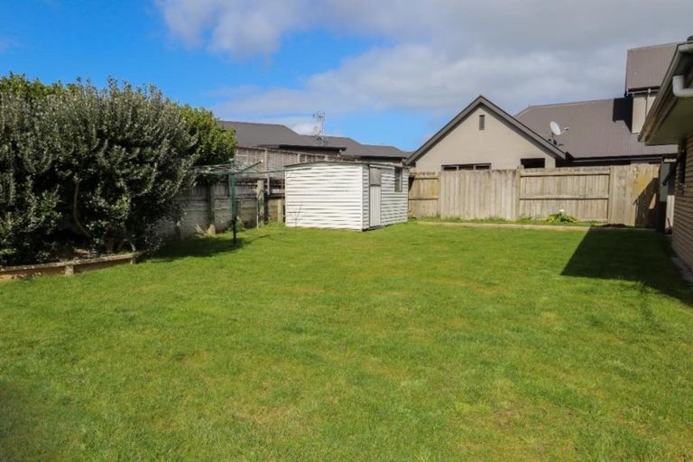 Photo of property in 11 Dixon Road, Fitzroy, Hamilton, 3206