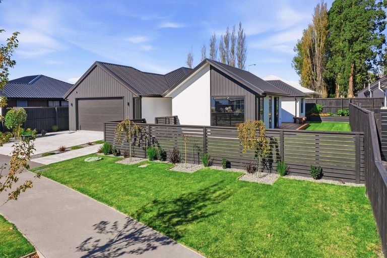 Photo of property in 7 Twin Meadows Drive, Casebrook, Christchurch, 8051