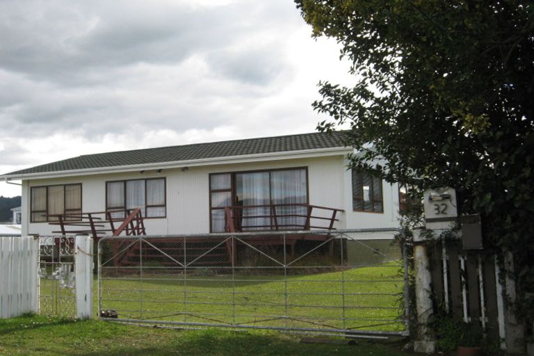 Photo of property in 32 Hornsea Road, Tairua, 3508