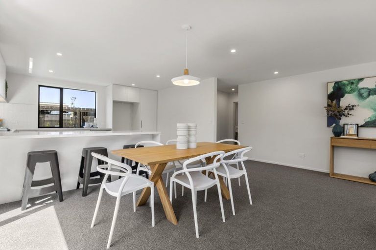 Photo of property in 2/22 Methuen Road, Avondale, Auckland, 0600