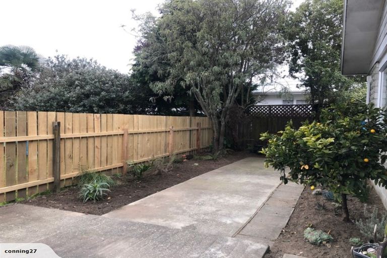 Photo of property in 1/132 Parkers Road, Tahunanui, Nelson, 7011