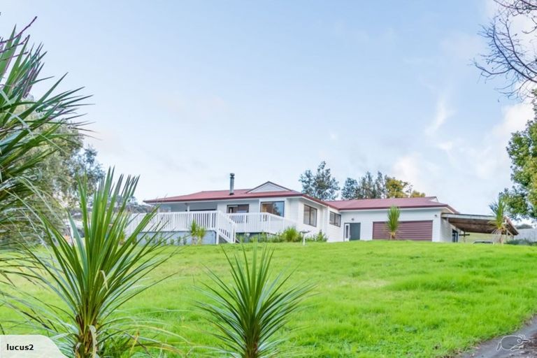 Photo of property in 178 Valley Road, Waimauku, 0881