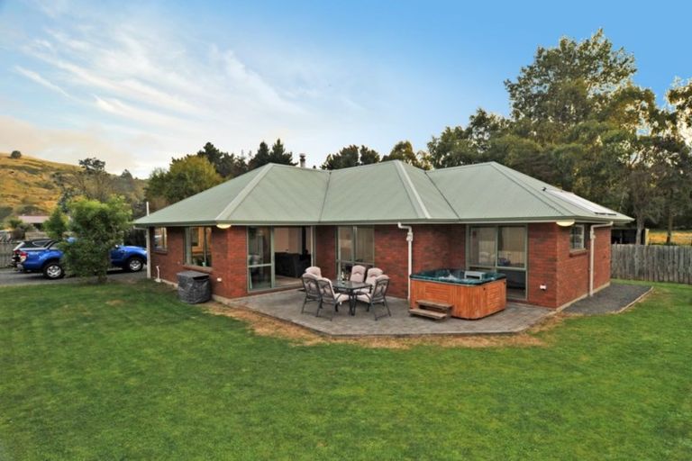 Photo of property in 63 Harwood Street, Harwood, Dunedin, 9077