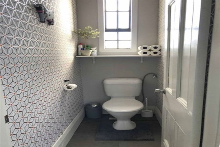 Photo of property in 1 Collingwood Street, Strathern, Invercargill, 9812