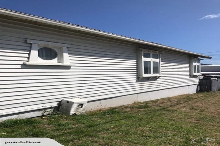Photo of property in 212 Rongotai Road, Rongotai, Wellington, 6022