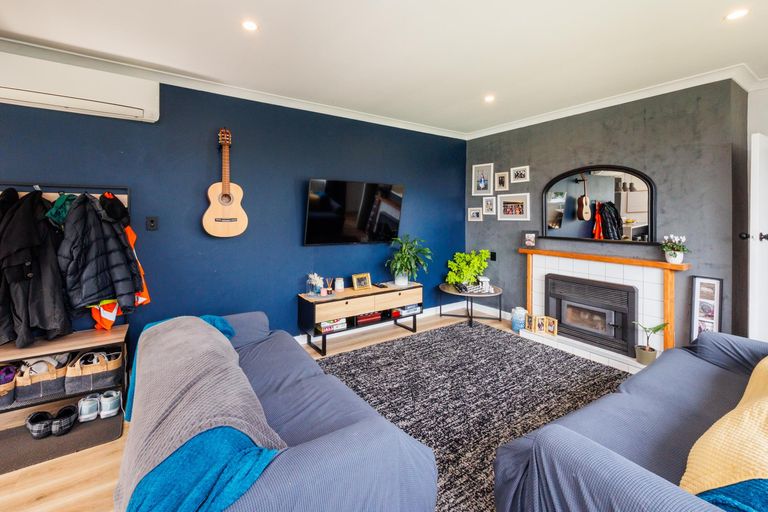 Photo of property in 23 Forbury Avenue, Takaro, Palmerston North, 4412