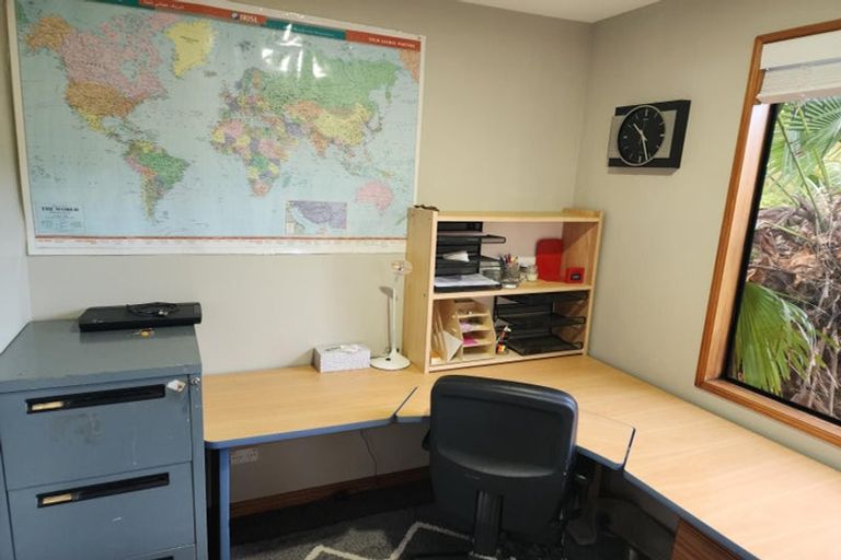 Photo of property in 9 Janice Place, Mount Pleasant, Christchurch, 8081