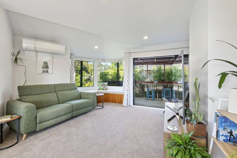 Photo of property in 1/35 Channel View Road, Campbells Bay, Auckland, 0630
