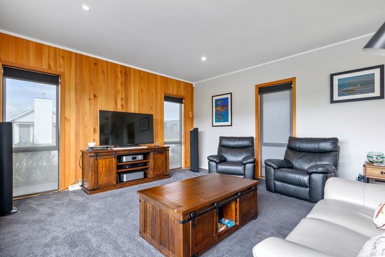 Photo of property in 17 Plains Avenue, Masterton, 5810