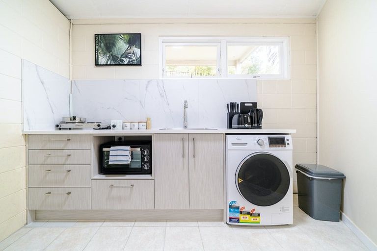Photo of property in 188 Beach Road, Campbells Bay, Auckland, 0630