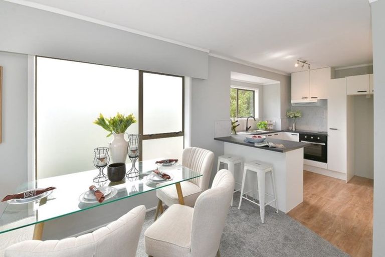 Photo of property in 2/2 Orewa Street, Torbay, Auckland, 0630