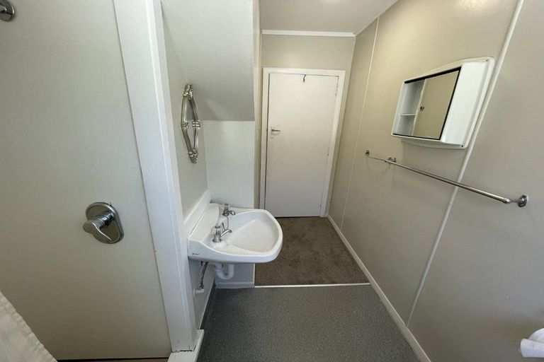 Photo of property in 1/14 Clifton Terrace, Kelburn, Wellington, 6012