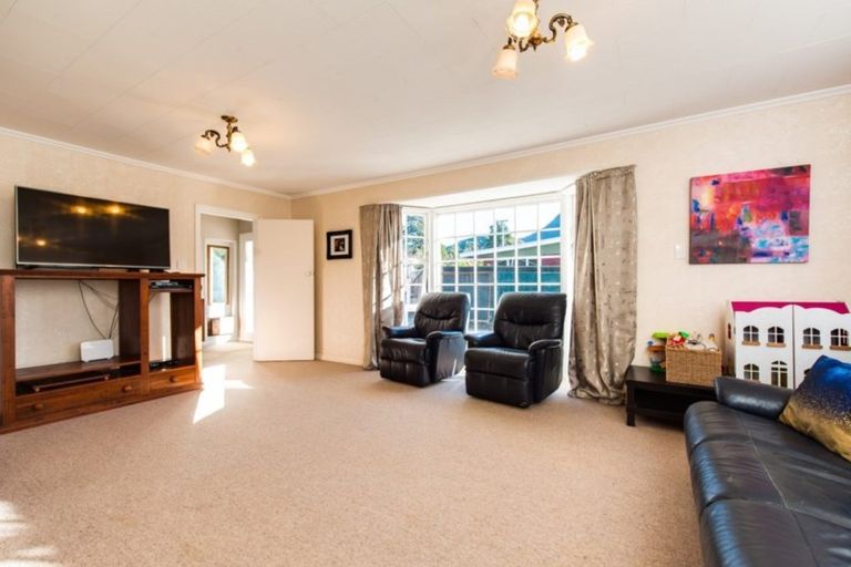 Photo of property in 42a Devon Street, Picton, 7220