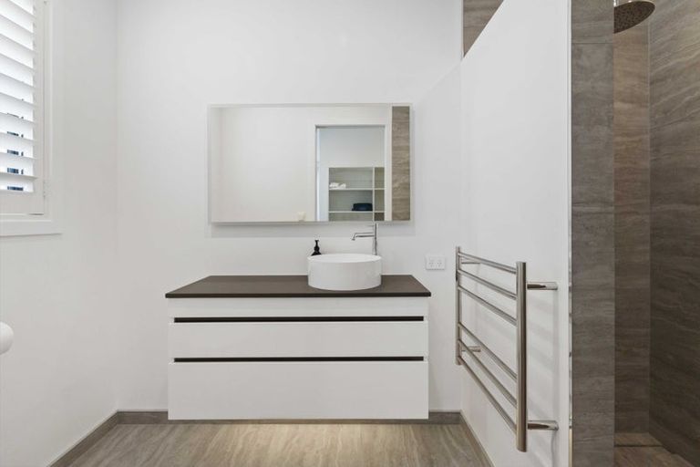 Photo of property in 17 Awatea Drive, Whitianga, 3510