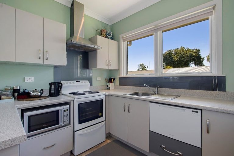 Photo of property in 18 Beach Road, Katikati, 3129