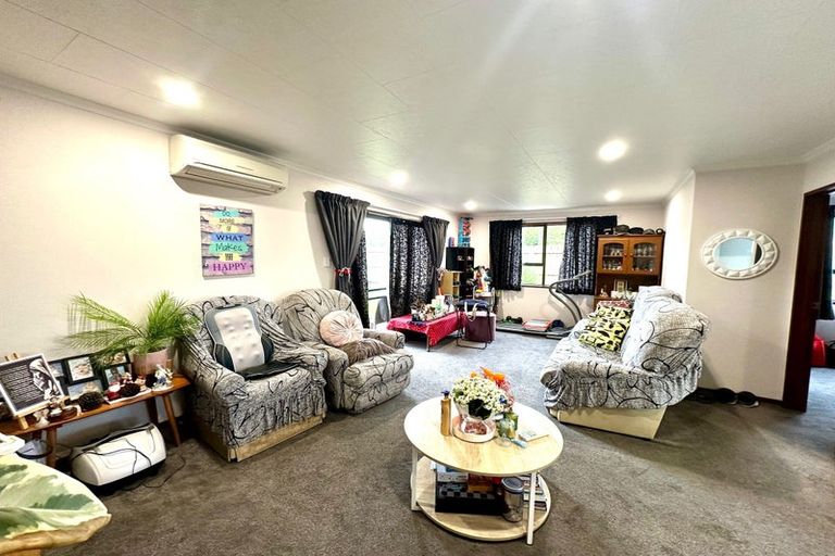 Photo of property in 170 Clyde Street, Balclutha, 9230