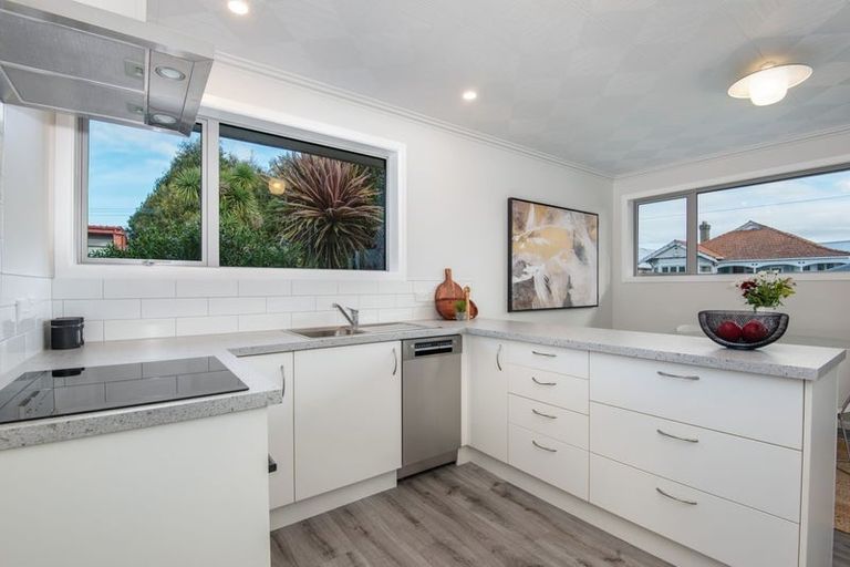 Photo of property in 37a Queens Drive, Saint Kilda, Dunedin, 9012