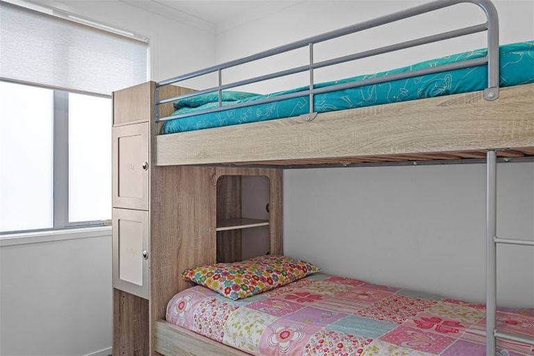 Photo of property in 50 Welsford Street, Woodend, 7610