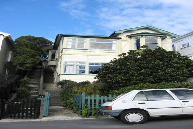 Photo of property in 25 Grove Road, Kelburn, Wellington, 6012