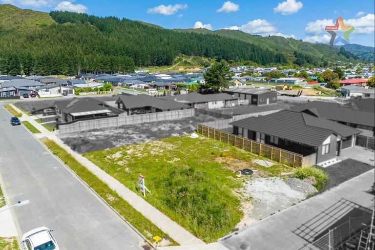 Photo of property in 9 Te Ara O Toroa, Wainuiomata, Lower Hutt, 5014