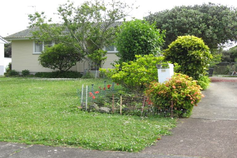Photo of property in 24 Chingford Close, Mangere, Auckland, 2022