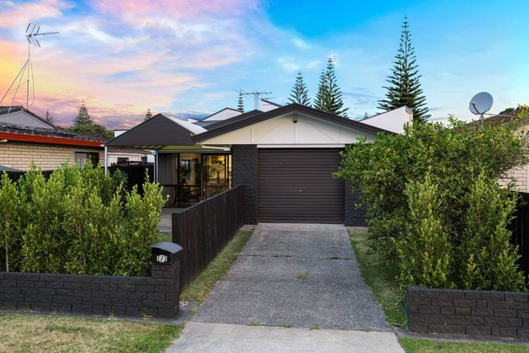 Photo of property in 2/3 Centreway Road, Orewa, 0931