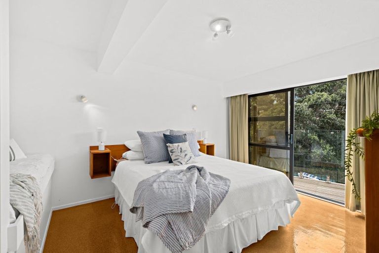 Photo of property in 1 Jackson Crescent, Mahurangi East, Warkworth, 0982