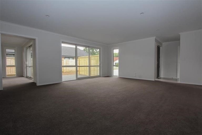 Photo of property in 238 Dixon Road, Fitzroy, Hamilton, 3206