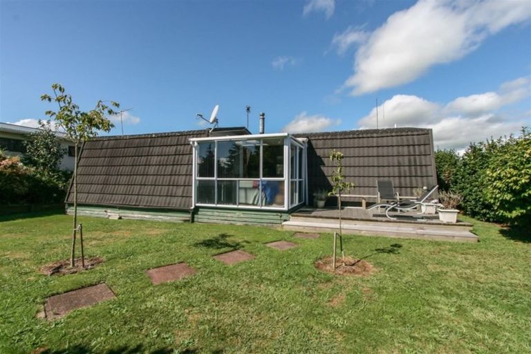 Photo of property in 27 Towai Street, Inglewood, 4330