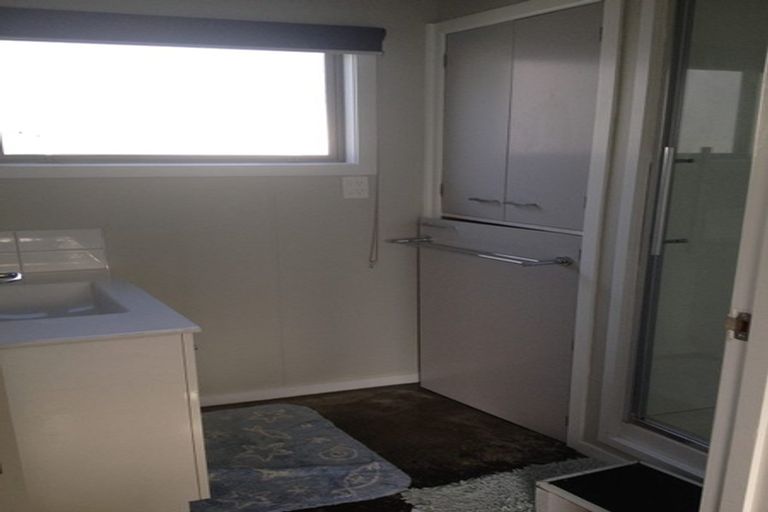 Photo of property in 122 Maunsell Road, Port Waikato, Tuakau, 2695