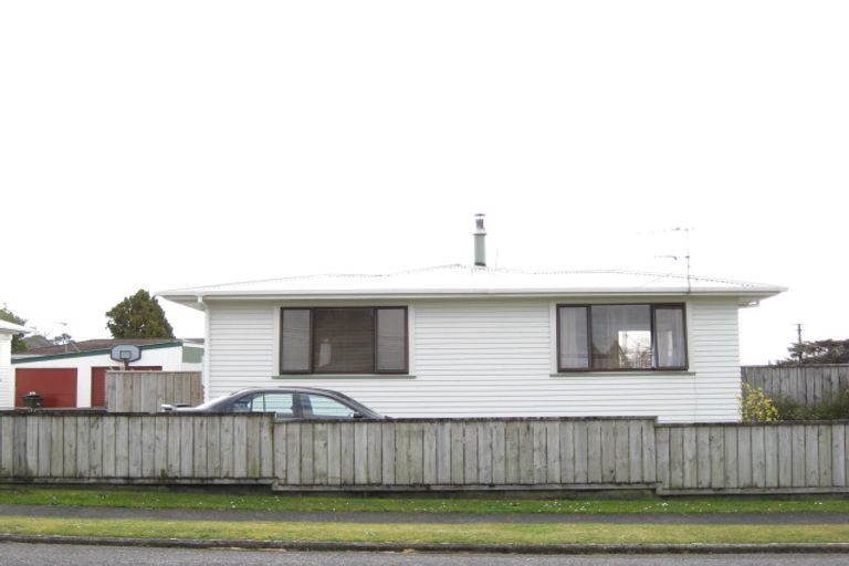 Photo of property in 4 Curtis Street, Stratford, 4332