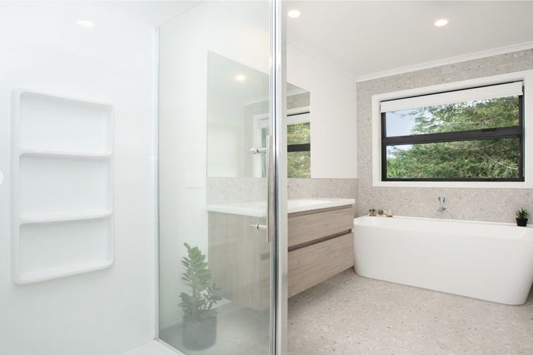 Photo of property in 19 Lily Way, Pyes Pa, Tauranga, 3112