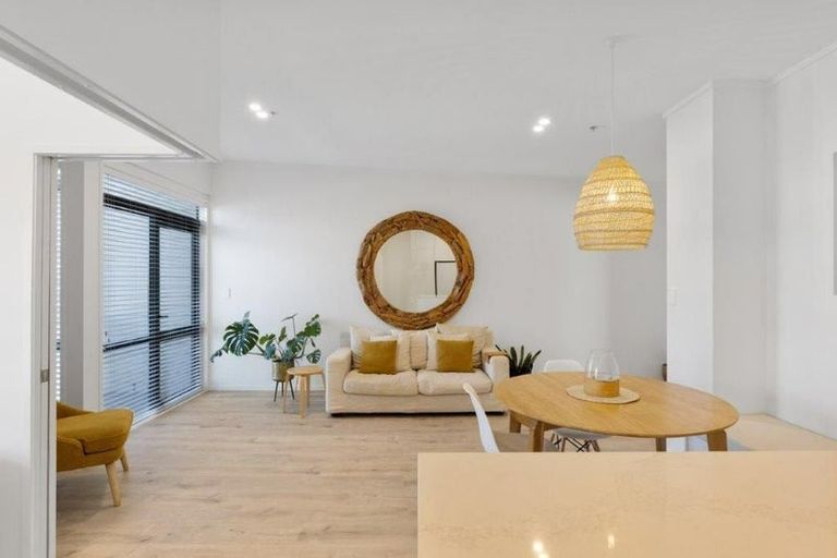 Photo of property in Atlas Apartments, 34/49 Maunganui Road, Mount Maunganui, 3116