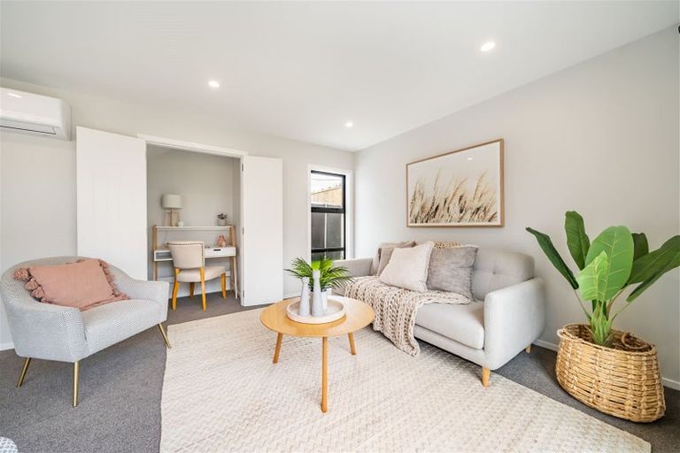 Photo of property in 42b Moeraki Road, Maoribank, Upper Hutt, 5018