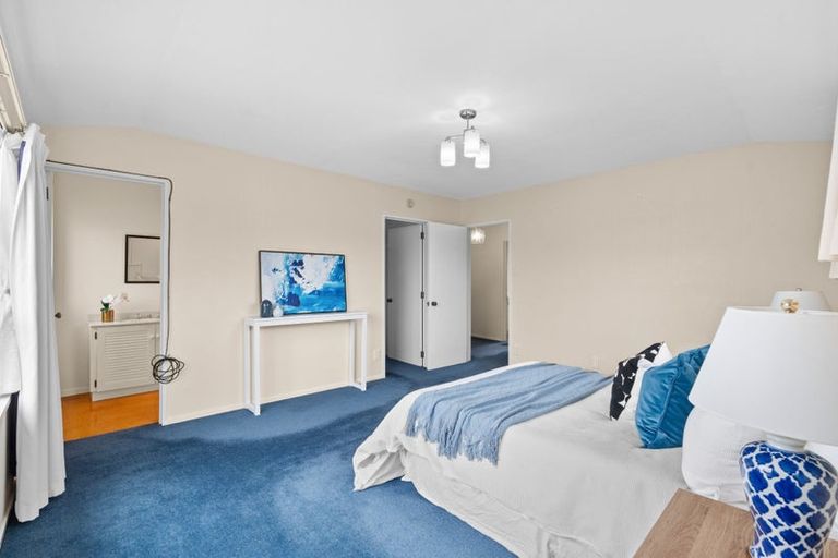 Photo of property in 2 Rubens Place, Burnside, Christchurch, 8053