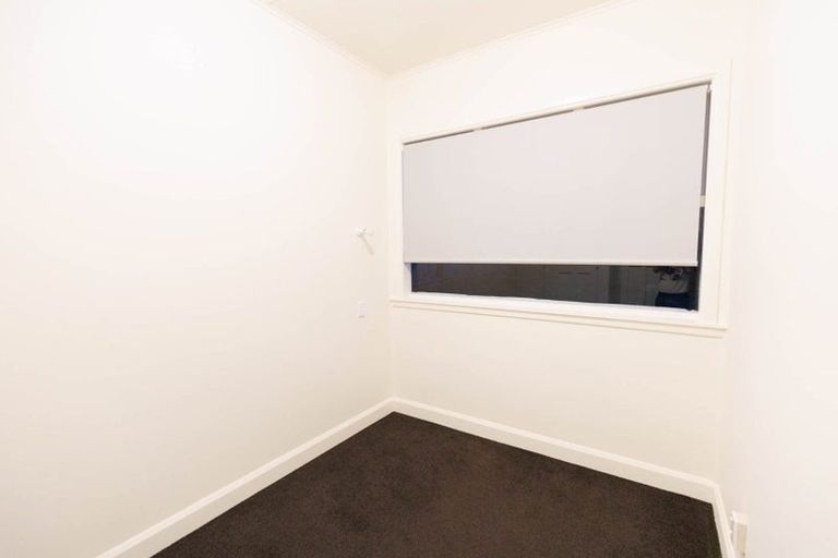 Photo of property in 38 Dr Taylor Terrace, Johnsonville, Wellington, 6037