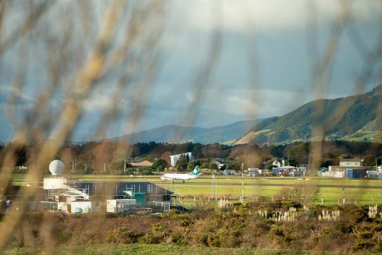 Photo of property in 129a Matatua Road, Raumati Beach, Paraparaumu, 5032